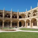 Daire Atelier - House In Belem